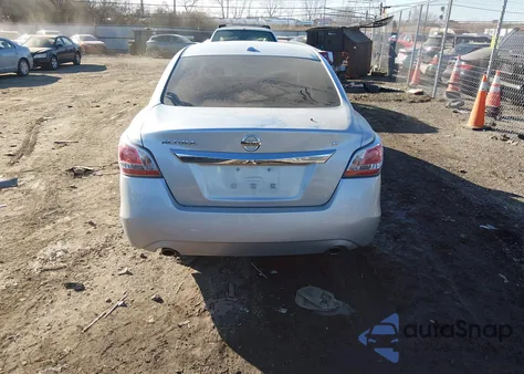 2015 Nissan Altima 2.5 S из США, поврежденный, VIN 1N4AL3AP4FN401545